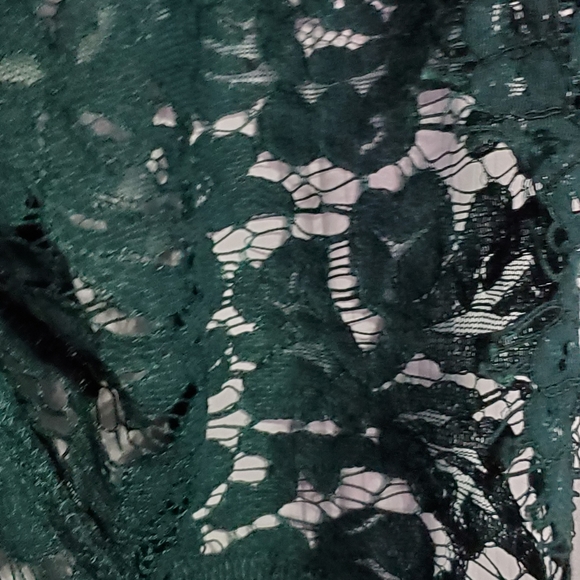 Lace peplum top plus size - Picture 5 of 10